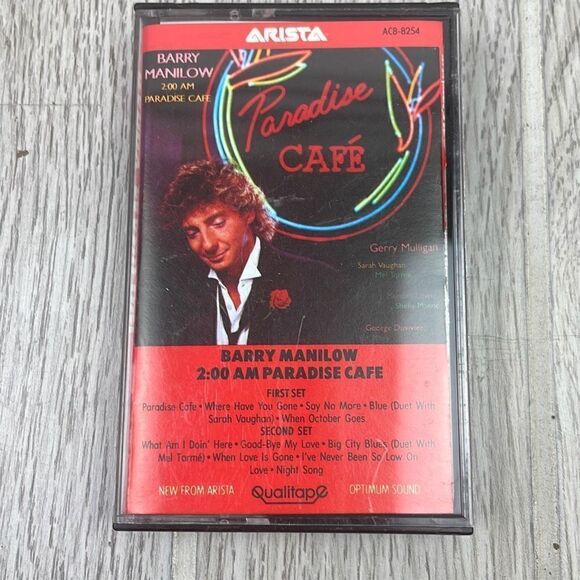 The Manilow Collection & Barry Manilow Twenty Classic Hits Cassette Tapes - Picture 2 of 8